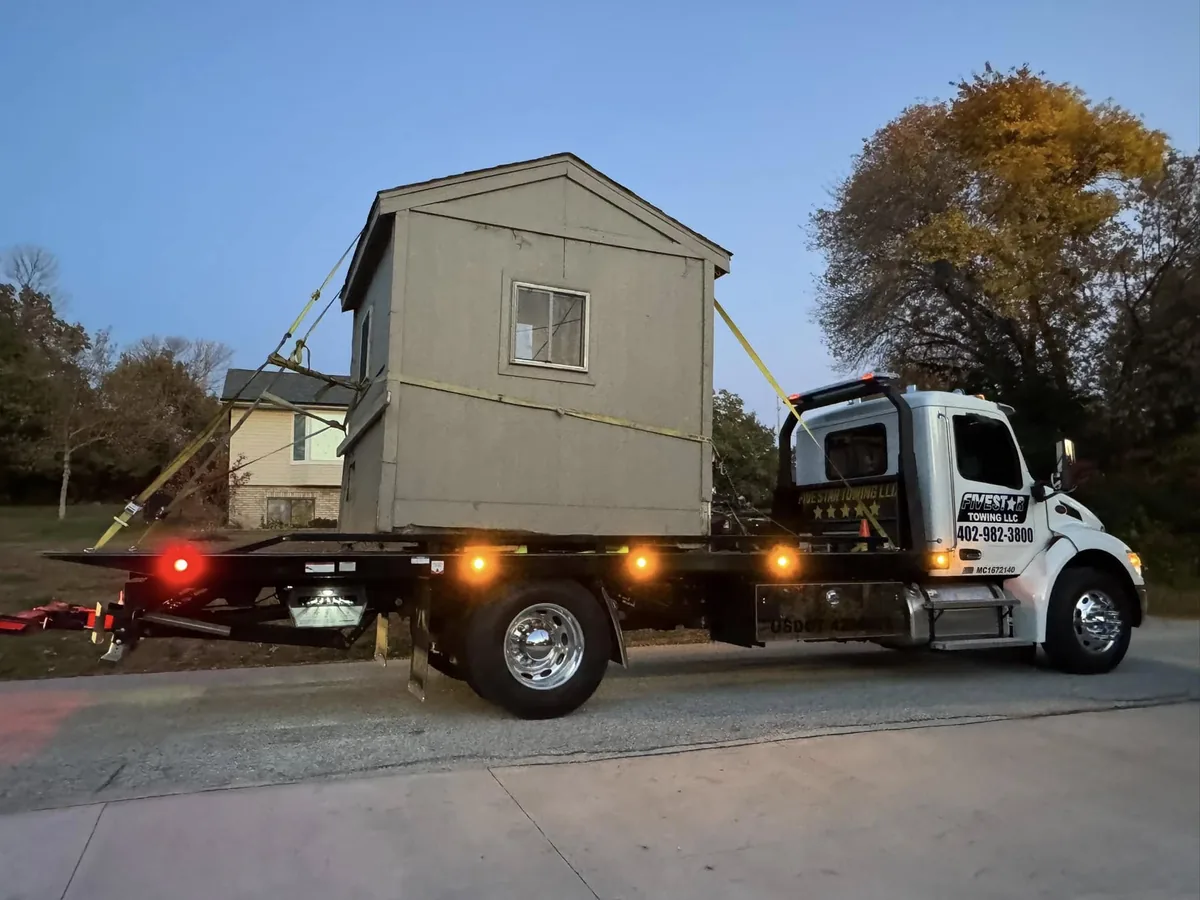 Portable storage shed